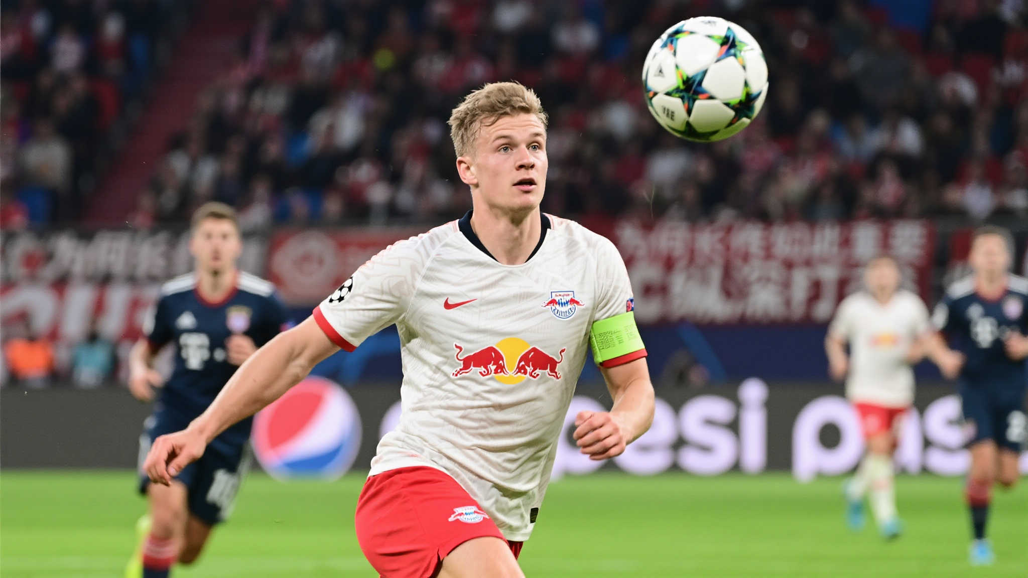 施罗特贝克荣登2024-25赛季欧冠长传榜首,达成94次壮举 施罗特贝克荣登2024-25赛季欧冠长传榜首,达成94次壮举